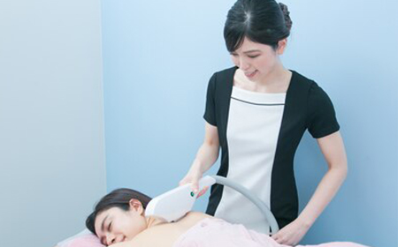 山梨県甲府市　脱毛サロンタッチミー　輿石様